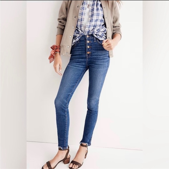 Madewell 10" High-Rise Skinny Jeans in Hanna Wash Button Front Raw Hem Size 26 - Picture 1 of 11